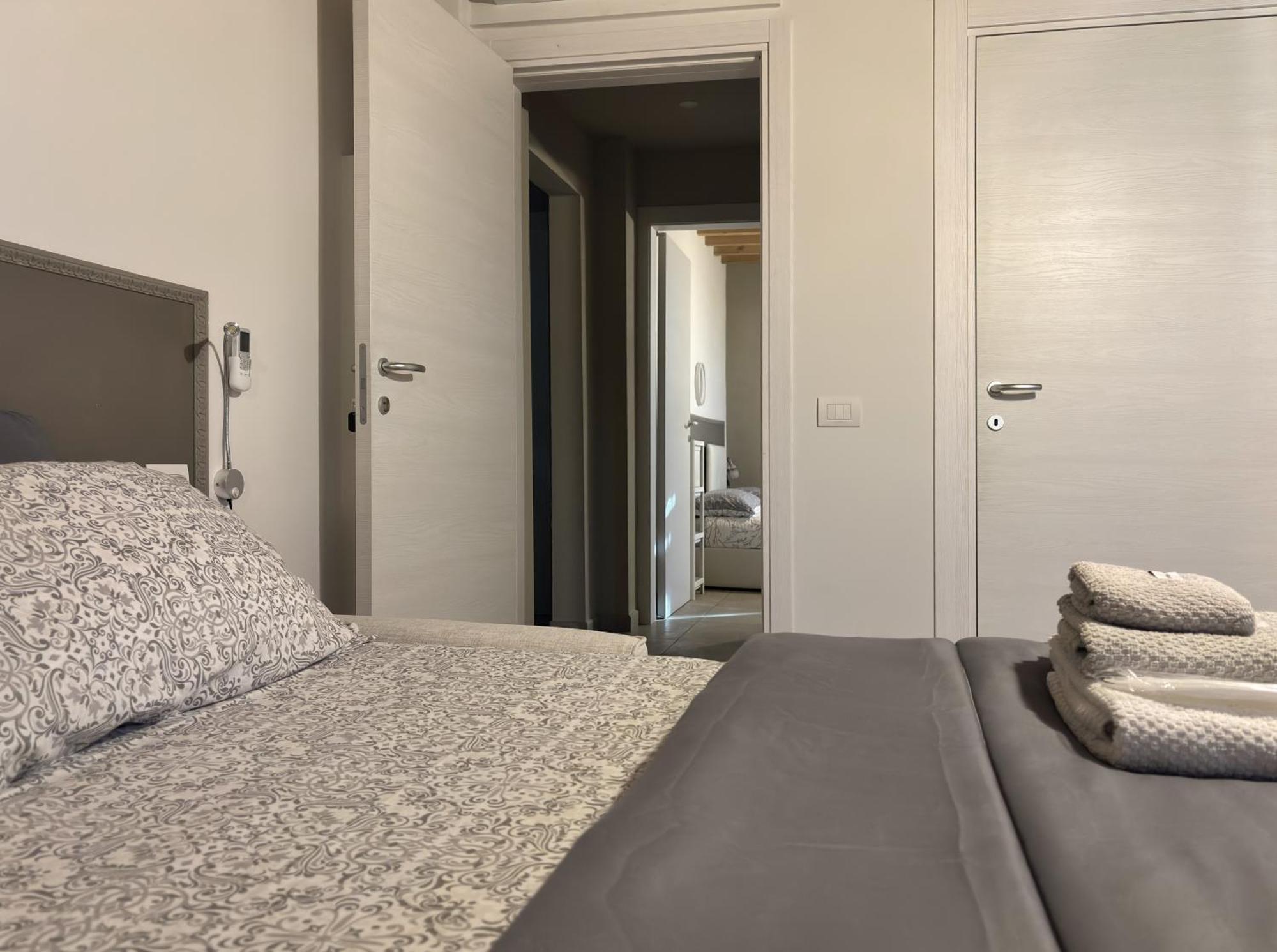 La Casa Di Valeria - Modena Bed & Breakfast Екстериор снимка